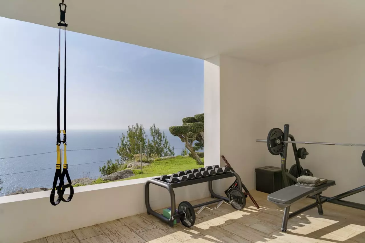 Bright Blue Cliff House in Ibiza, photo 19 of 30