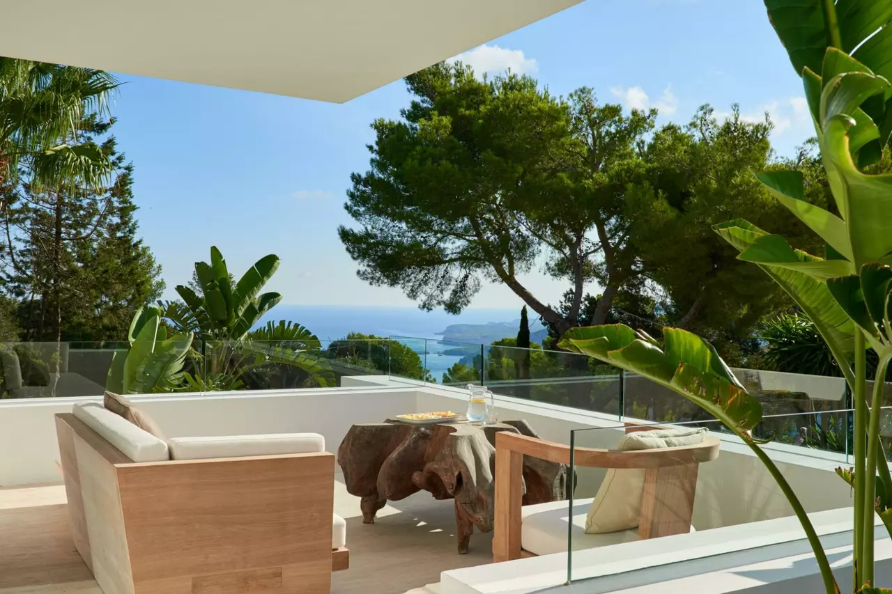 Bright Blue Cliff House in Ibiza, photo 7 of 30