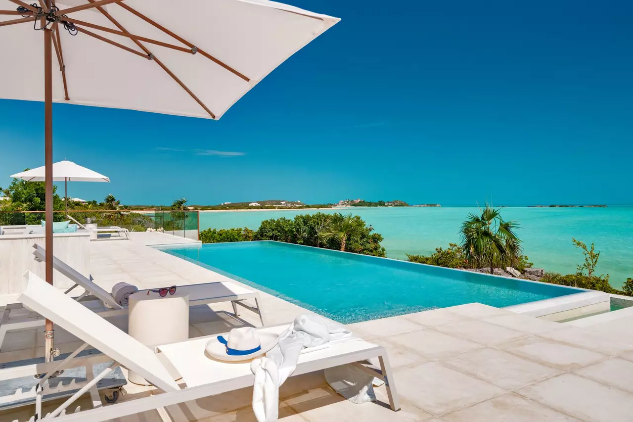 Bristol Bliss - Luxury Caribbean Villa in Turks and Caicos, photo 9 of 15