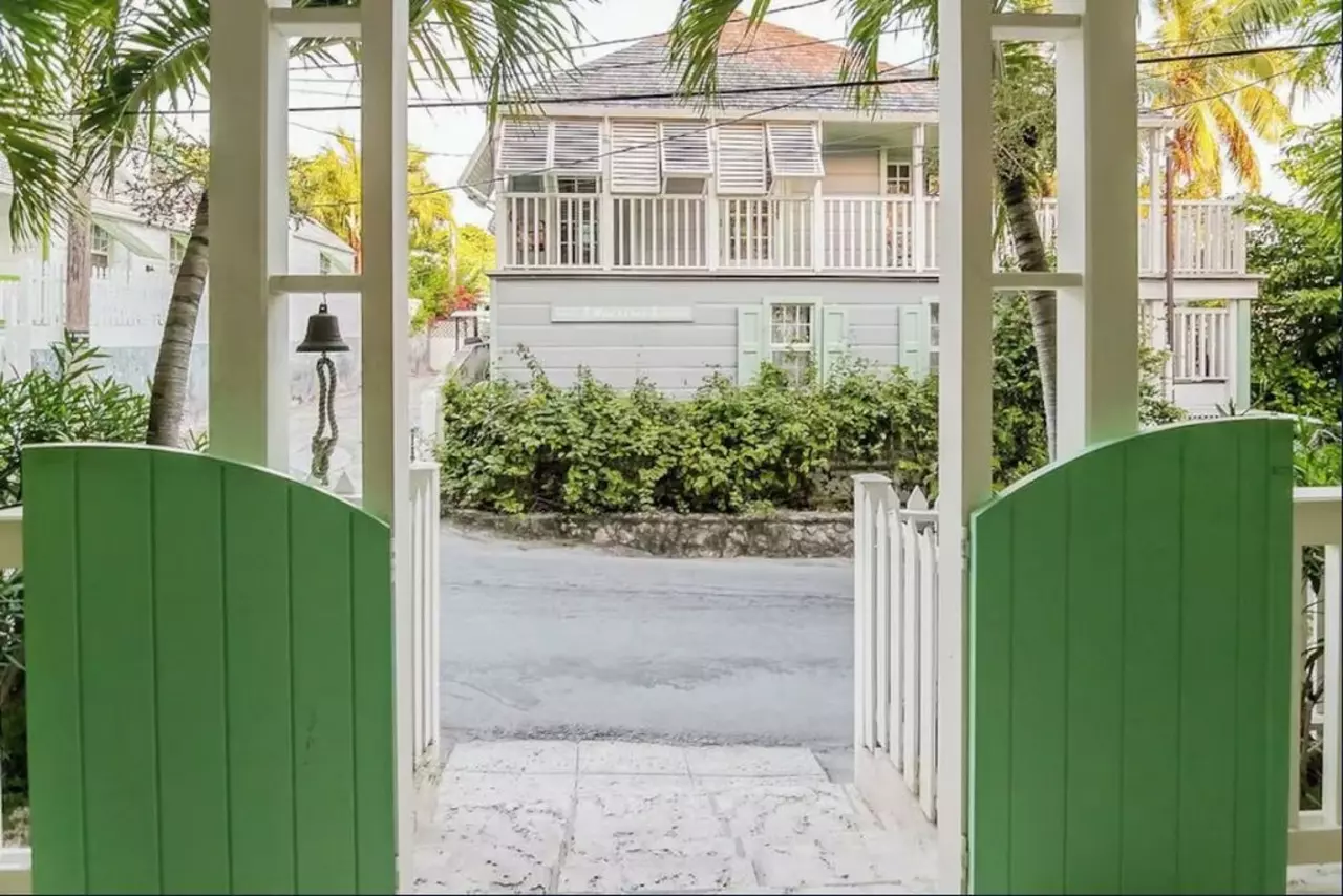 Strawberry House in Bahamas, photo 38 of 43