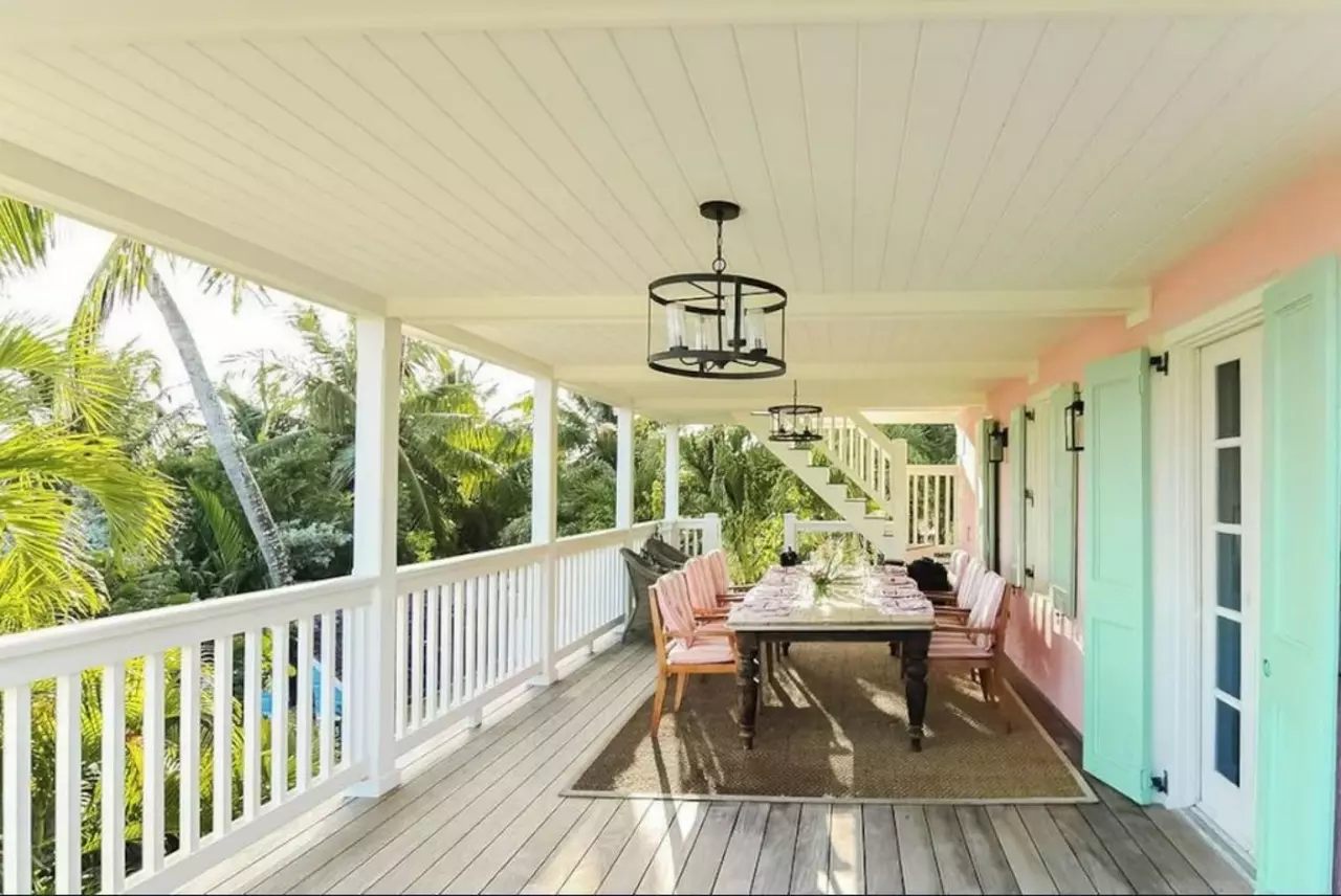 Strawberry House in Bahamas, photo 27 of 43