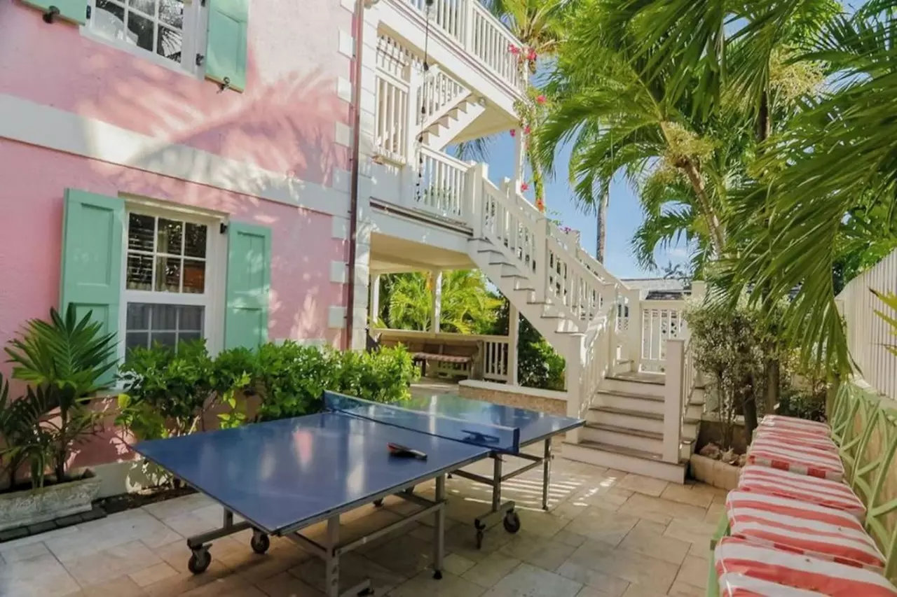 Strawberry House in Bahamas, photo 28 of 43