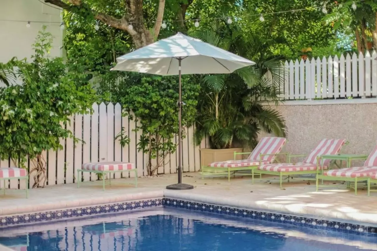 Strawberry House in Bahamas, photo 13 of 43