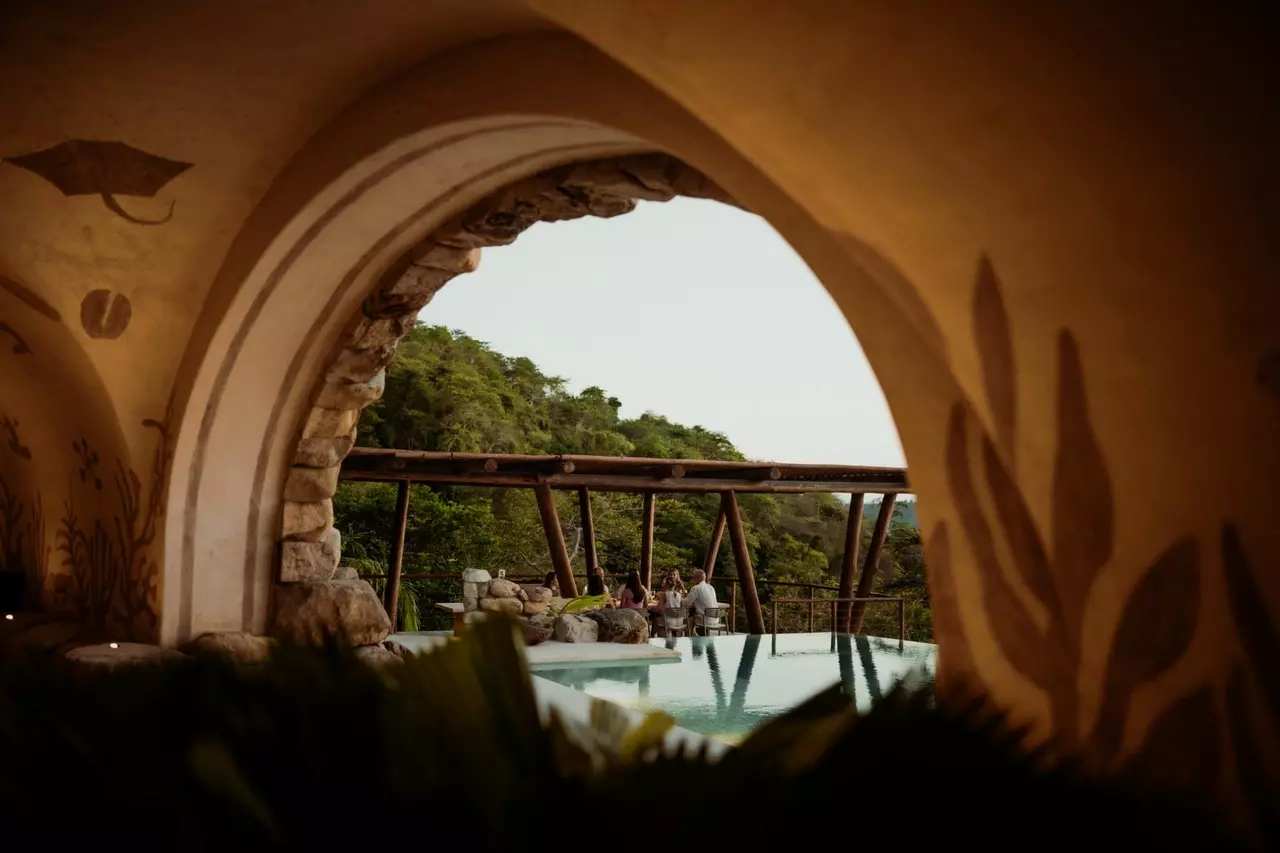Casa Cavada in Latin America, photo 20 of 30