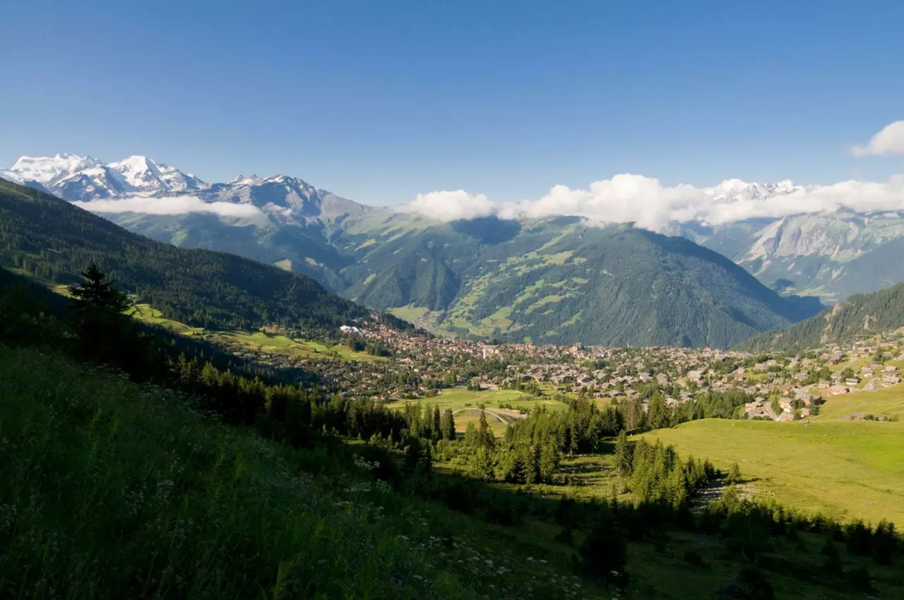 The Lodge in Swiss Alps, photo 28 of 41