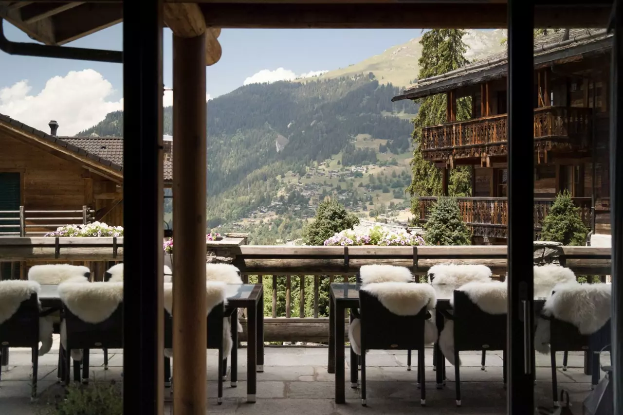 The Lodge in Swiss Alps, photo 16 of 41