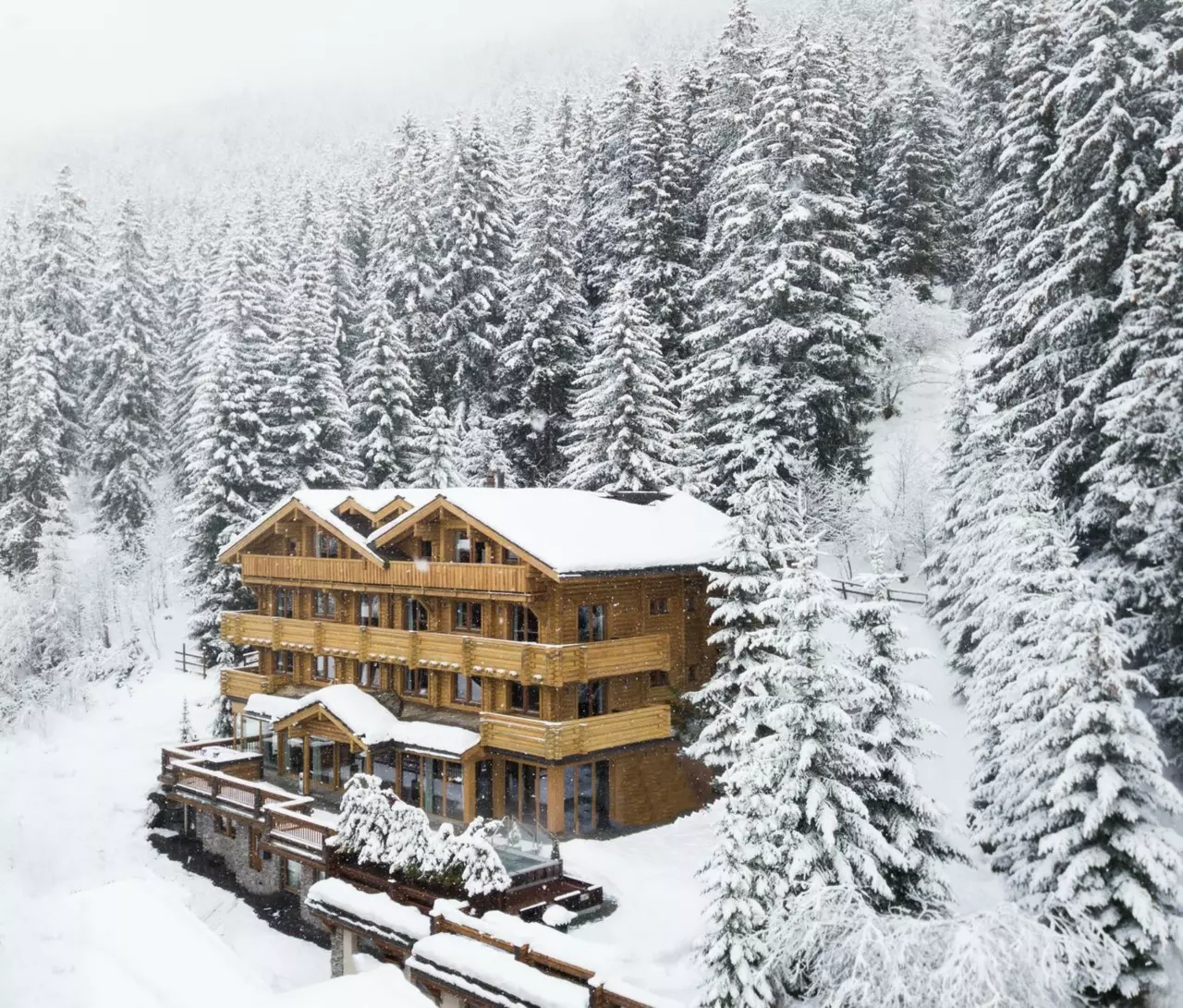 The Lodge in Swiss Alps, photo 17 of 41