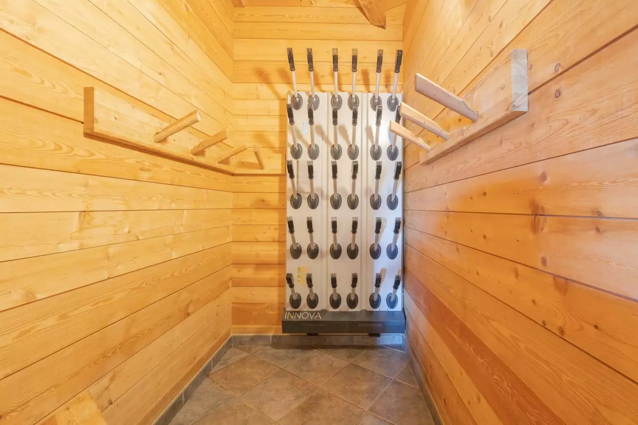 Chalet Bouquetin in French Alps, photo 16 of 20