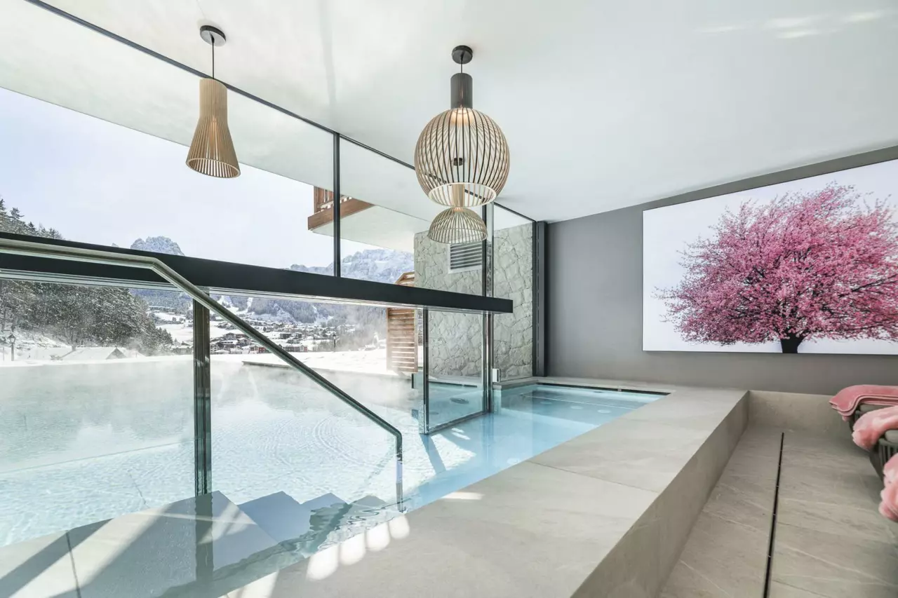 Chalet Sella Ronda in Italian Alps, photo 17 of 43