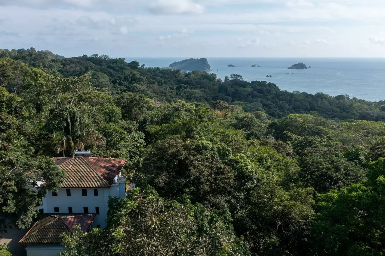 Casa Anjali in Costa Rica, photo 4 of 26
