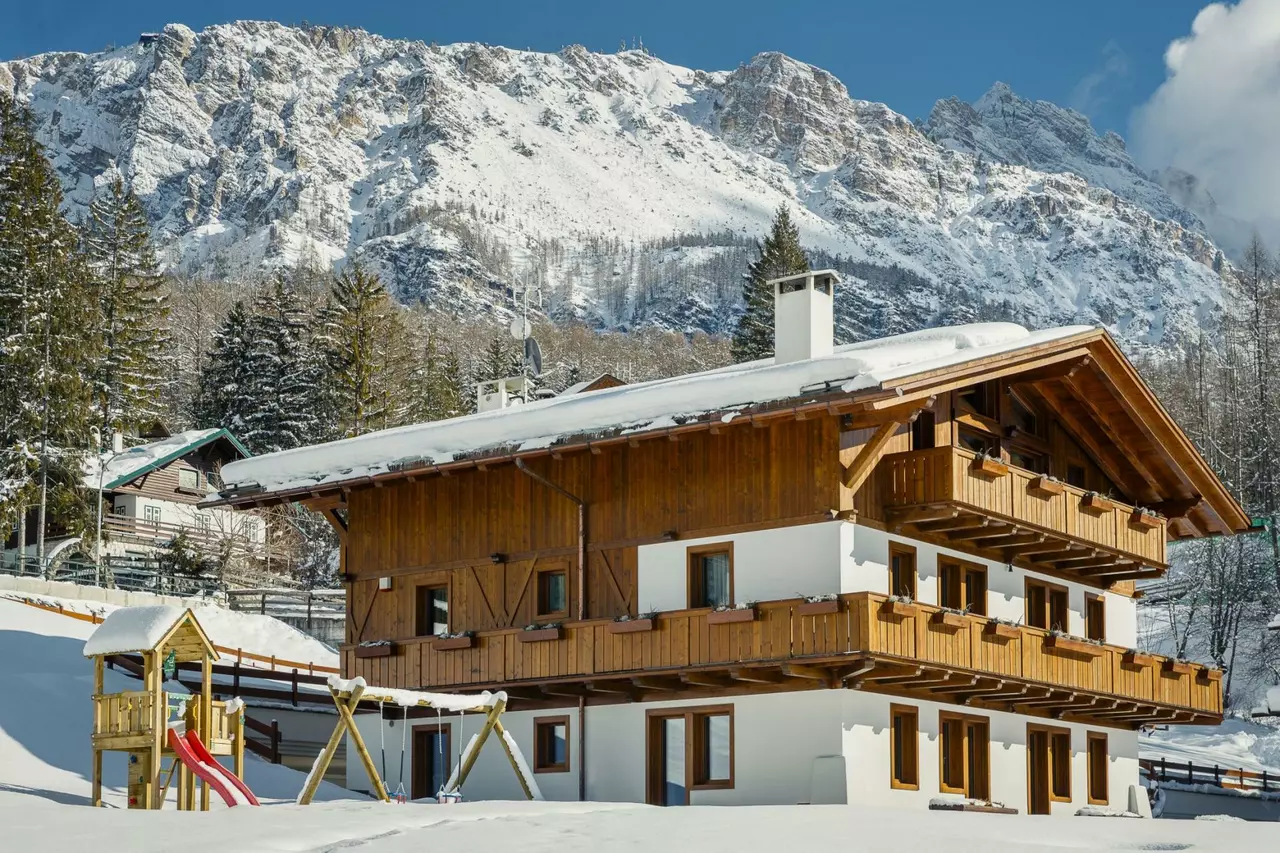 Luca Venturini Estate in Italian Alps, photo 34 of 34