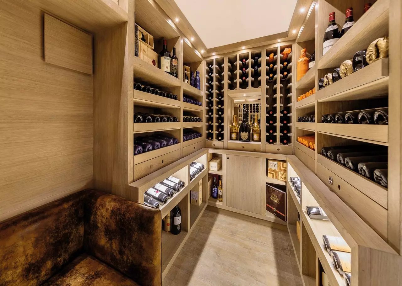 Luca Venturini Estate in Italian Alps, photo 26 of 34