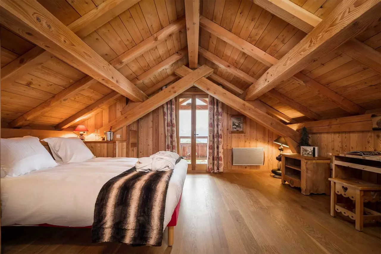 Chalet La Chapelle in French Alps, photo 14 of 23