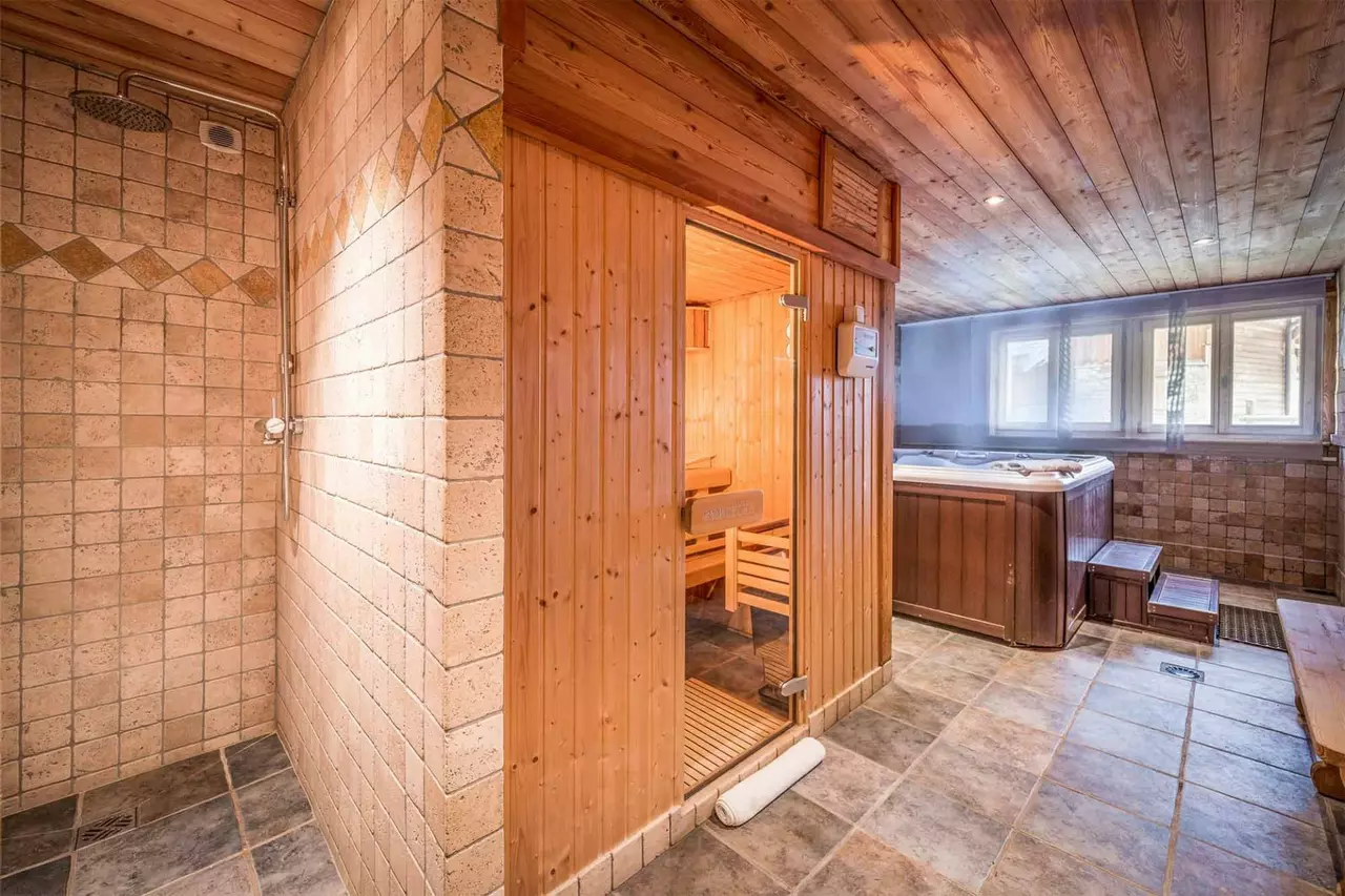 Chalet La Chapelle in French Alps, photo 6 of 23