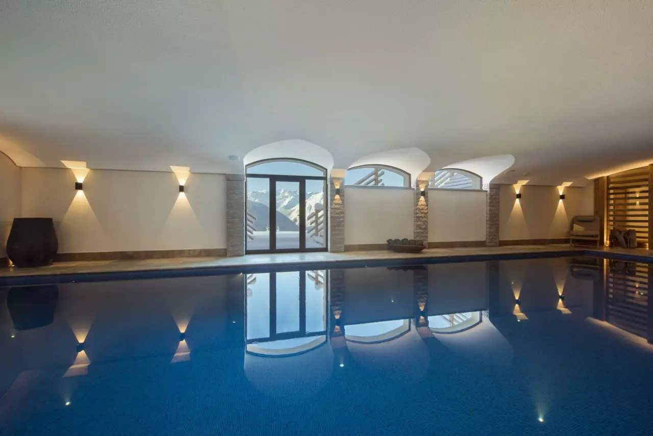 Chalet Chouqui in Swiss Alps, photo 8 of 43