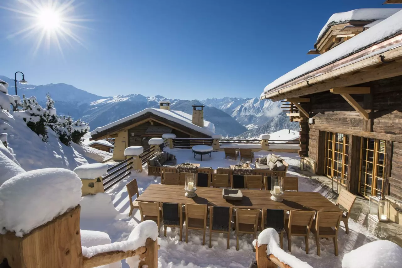 Chalet Chouqui in Swiss Alps, photo 27 of 43