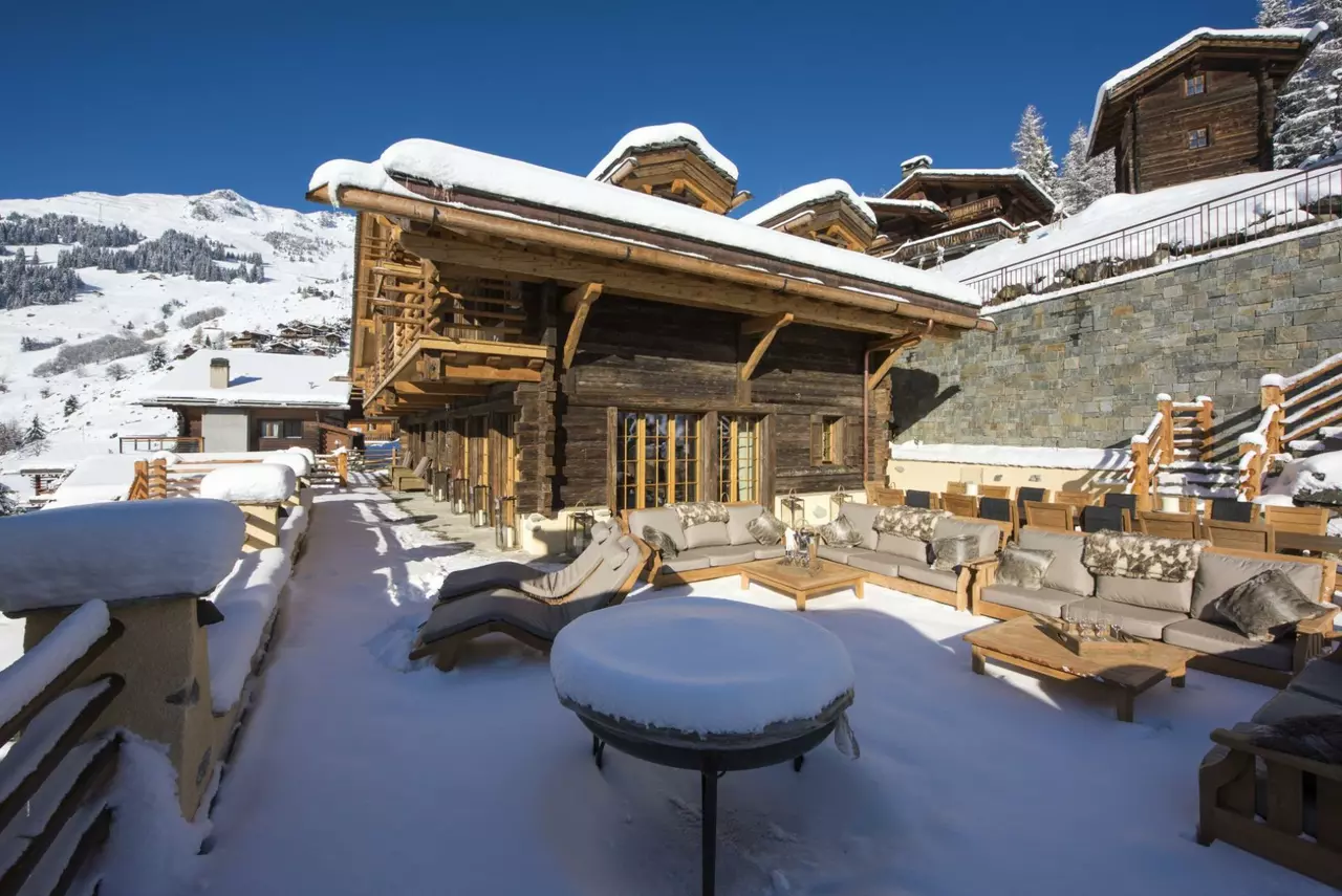 Chalet Chouqui in Swiss Alps, photo 19 of 43