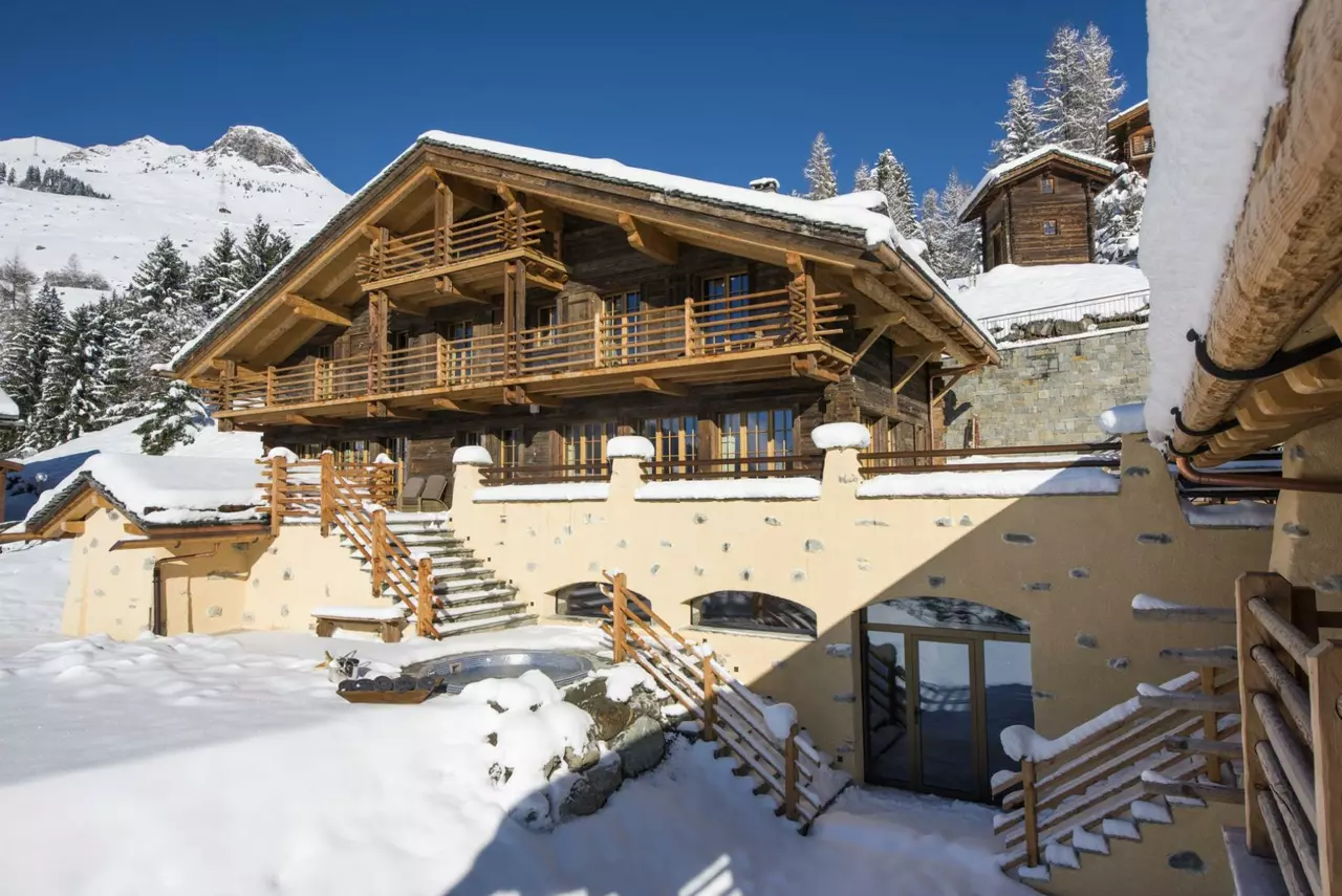 Chalet Chouqui in Swiss Alps, photo 39 of 43