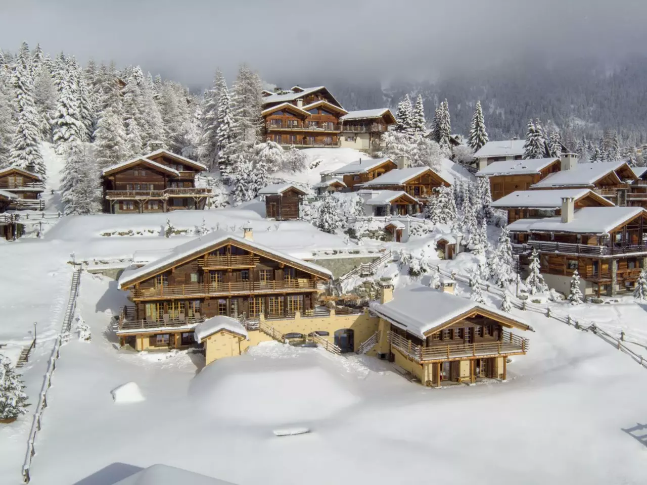 Chalet Chouqui in Swiss Alps, photo 40 of 43