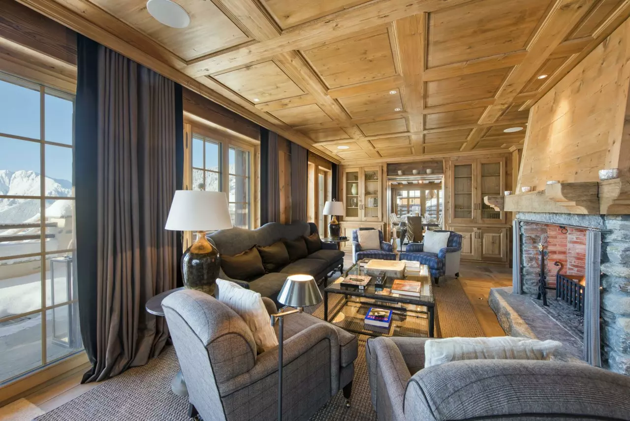 Chalet Chouqui in Swiss Alps, photo 17 of 43