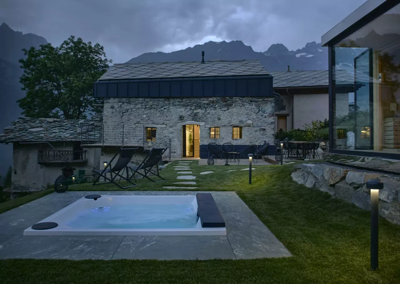 Chalet Heritage in Italian Alps, photo 7 of 26