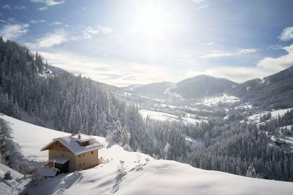 Chalet Sotciastel in Italian Alps, photo 17 of 43