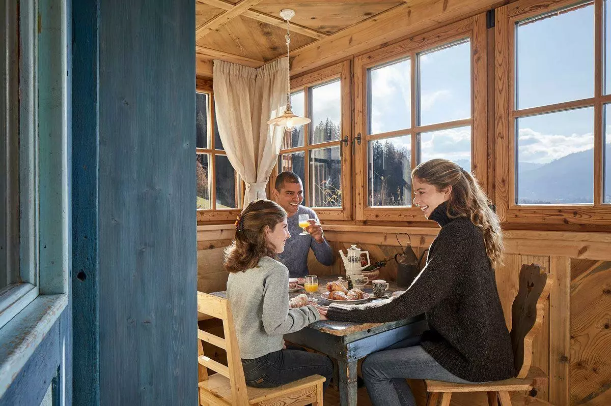 Chalet Sotciastel in Italian Alps, photo 10 of 43
