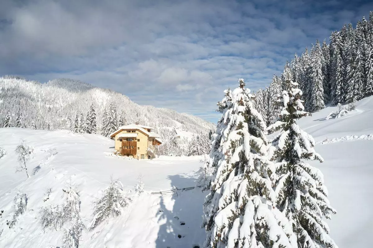 Chalet Sotciastel in Italian Alps, photo 38 of 43