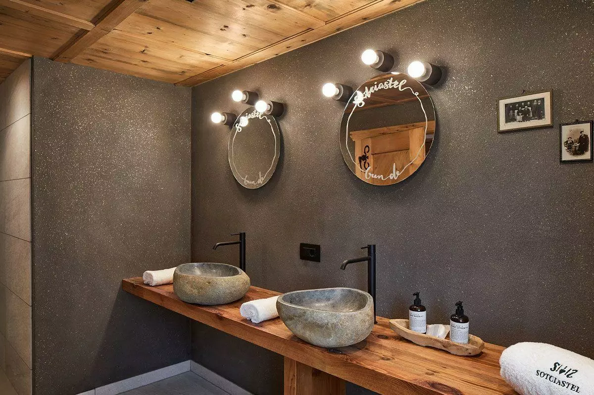 Chalet Sotciastel in Italian Alps, photo 32 of 43
