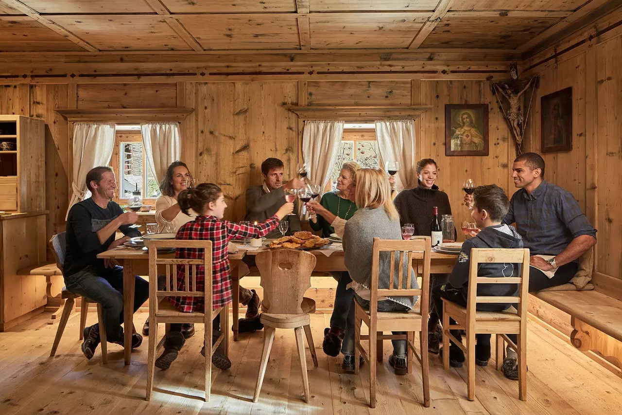Chalet Sotciastel in Italian Alps, photo 20 of 43