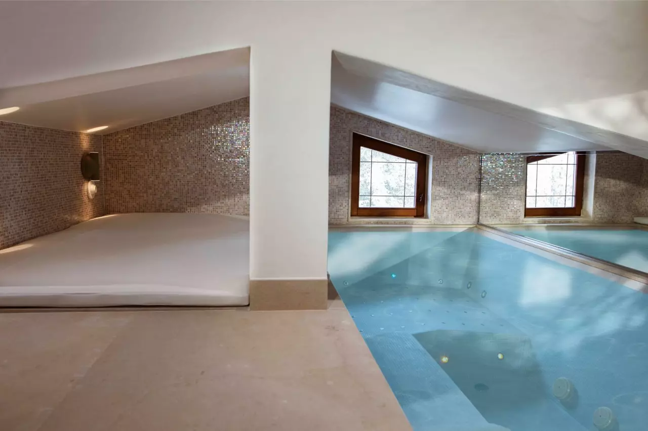 The Private Penthouse - Courchevel 1850 in French Alps, photo 5 of 20