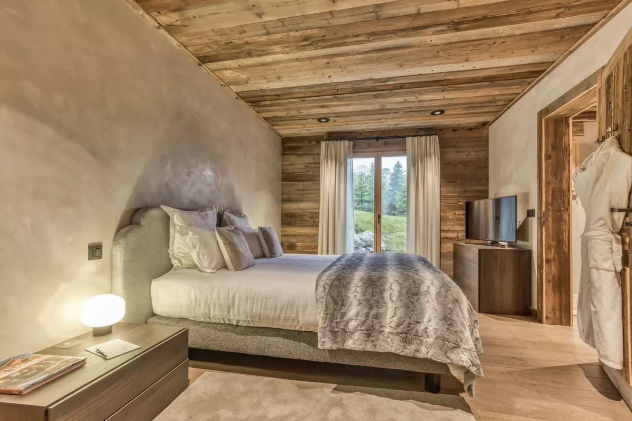 Chalet White Fox in French Alps, photo 3 of 21