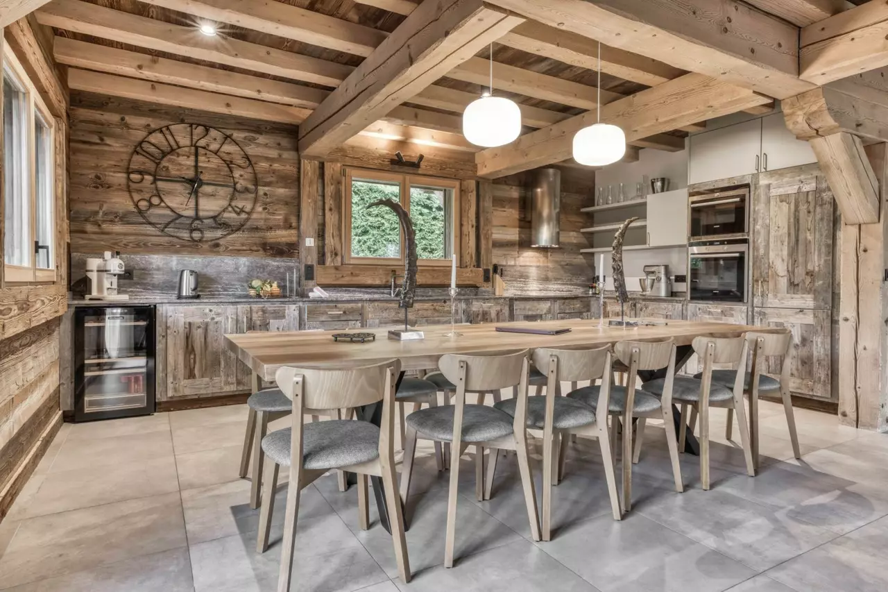 Chalet White Fox in French Alps, photo 18 of 21