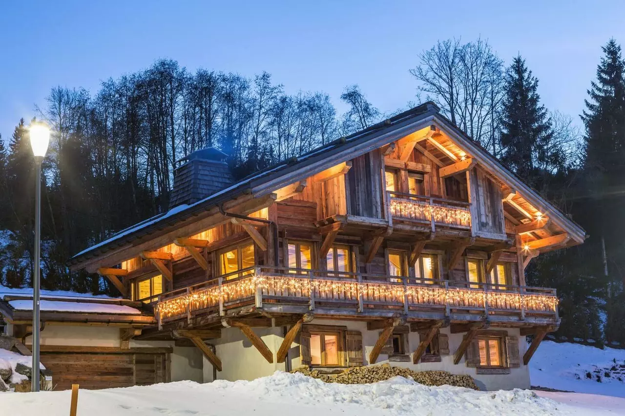 Chalet Silver Fox in French Alps, photo 22 of 25