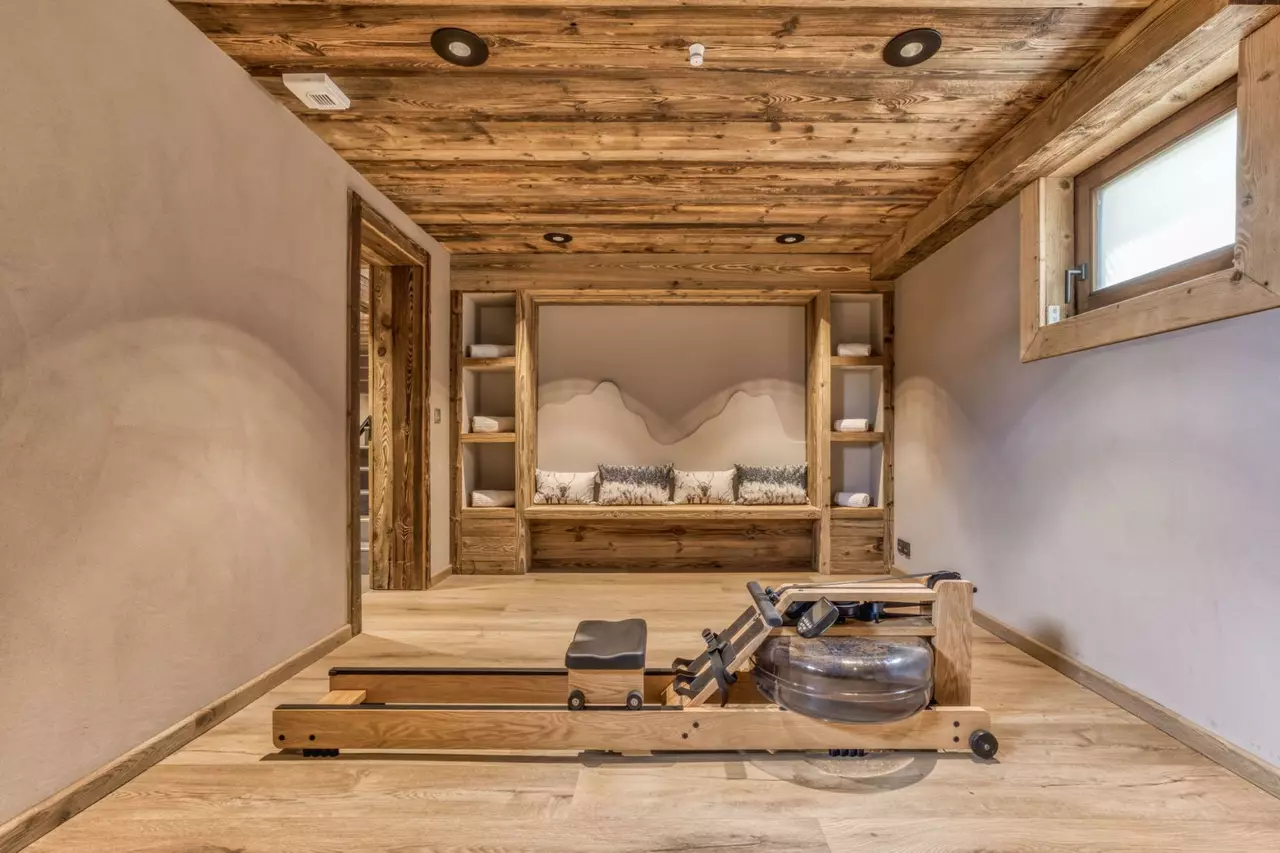 Chalet Silver Fox in French Alps, photo 11 of 25