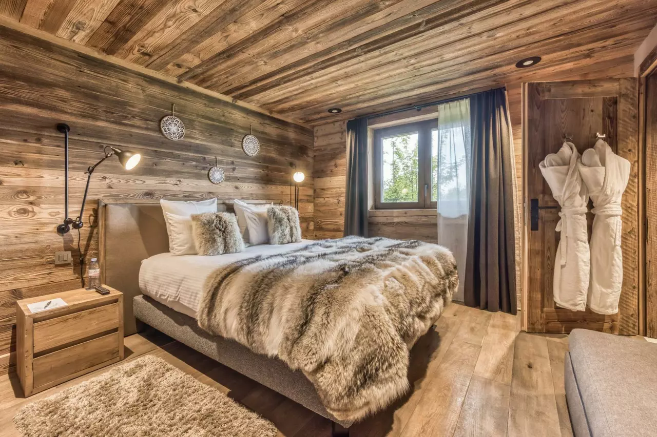 Chalet Silver Fox in French Alps, photo 8 of 25