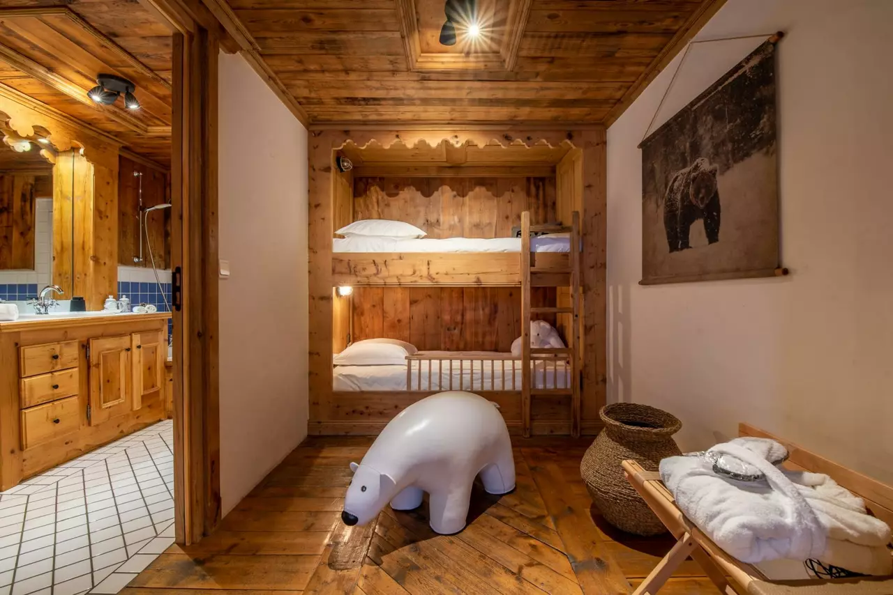 Chalet Alaska in French Alps, photo 27 of 29