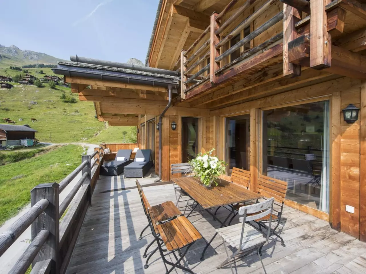 Chalet Rock in Swiss Alps, photo 11 of 19