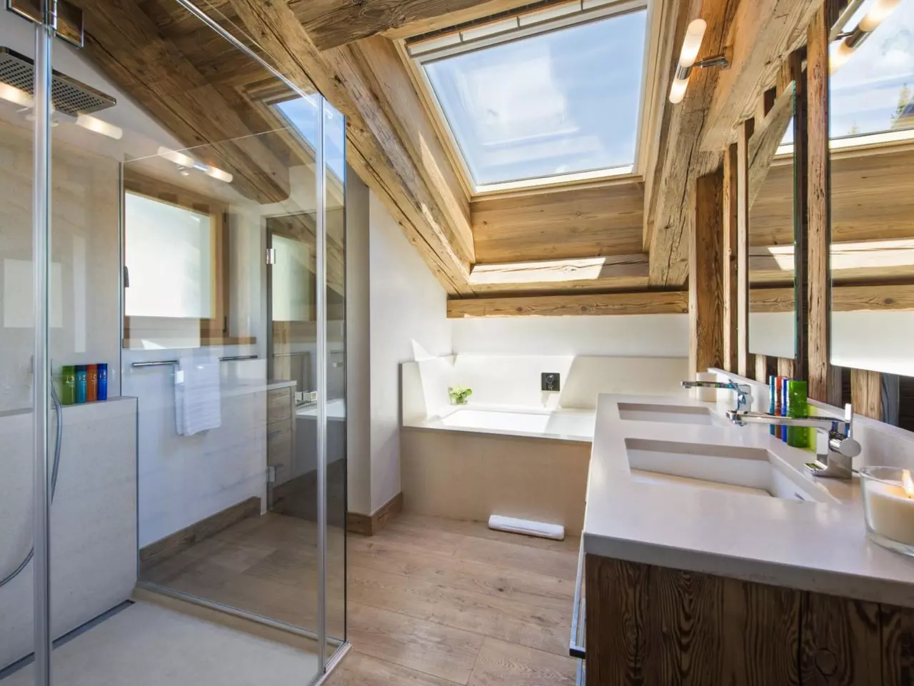 Chalet La Vigne in Swiss Alps, photo 14 of 22