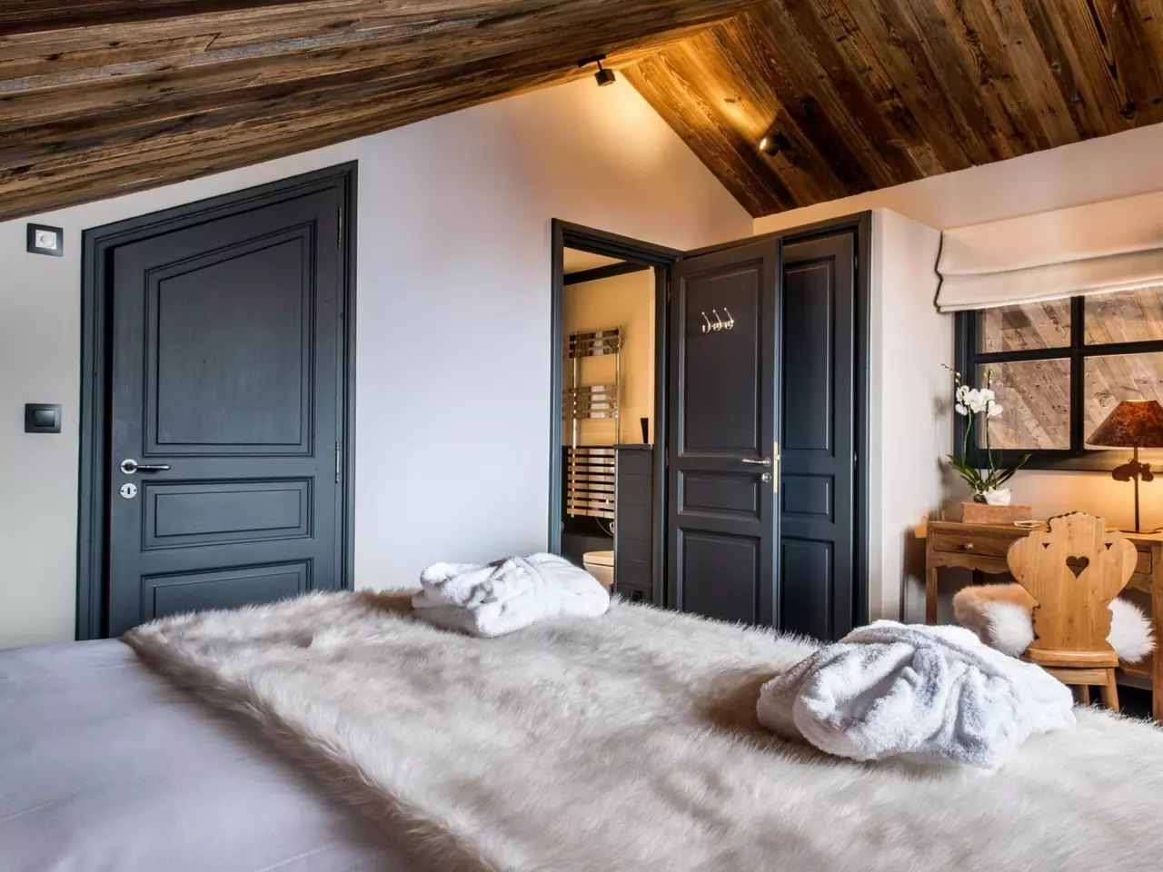 Chalet Tomkins in French Alps, photo 25 of 27