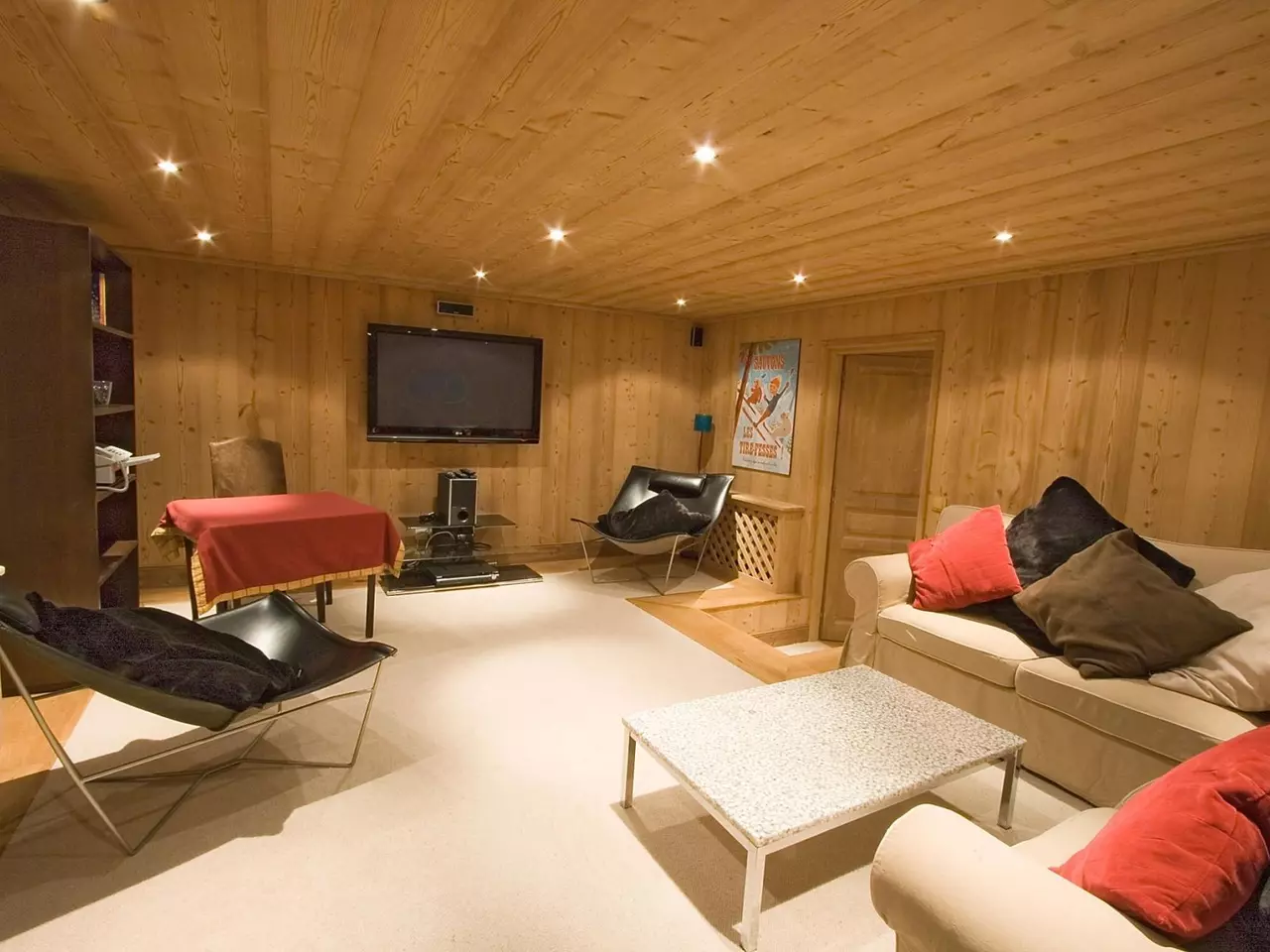 Chalet Tomkins in French Alps, photo 13 of 27