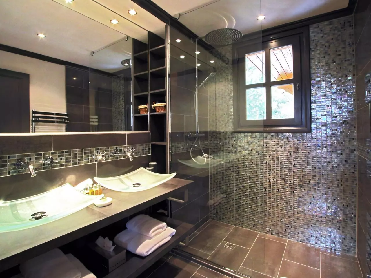Chalet Tomkins in French Alps, photo 27 of 27