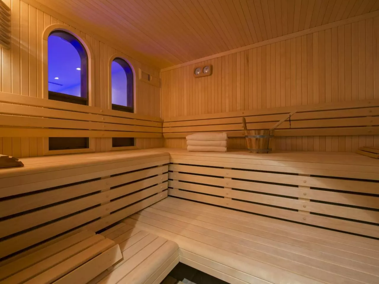 Chalet Makini in Swiss Alps, photo 4 of 25