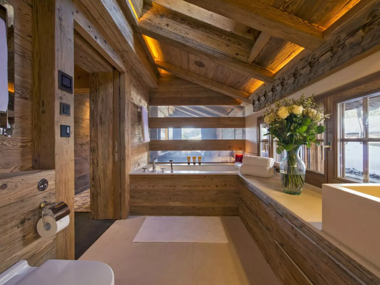 Chalet Makini in Swiss Alps, photo 21 of 25
