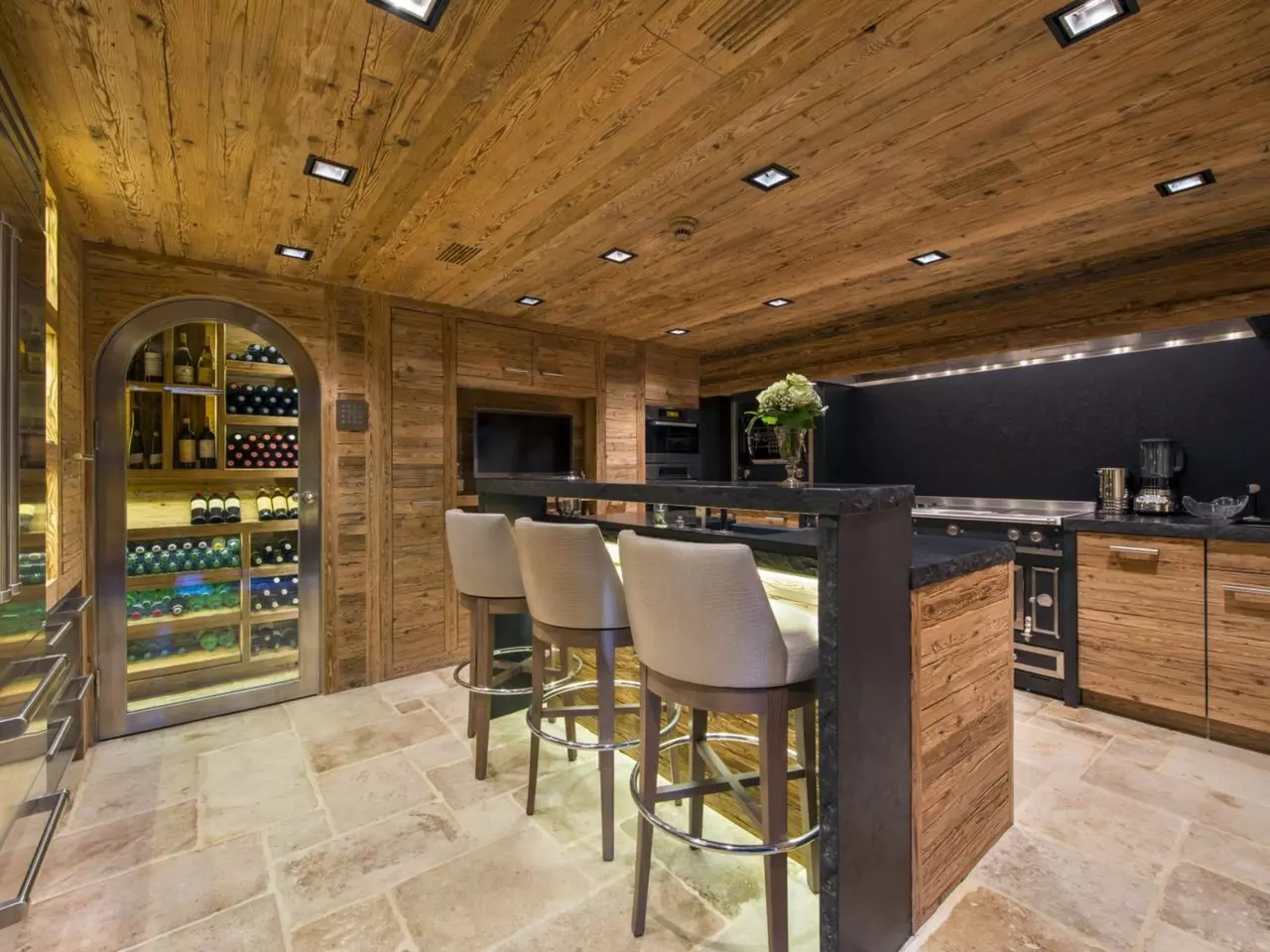 Chalet Makini in Swiss Alps, photo 18 of 25