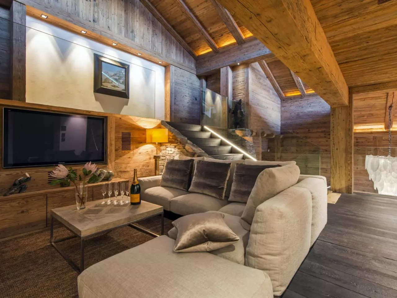 Chalet Makini in Swiss Alps, photo 14 of 25