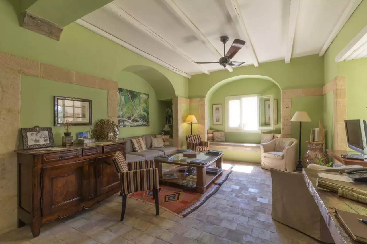 Villa Aranjaya in Southern Europe, photo 9 of 36