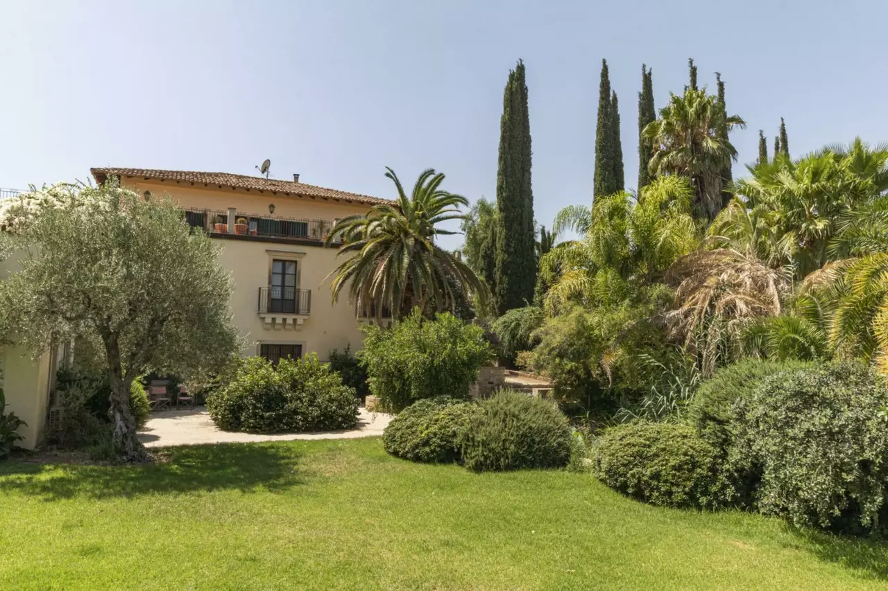 Villa Aranjaya in Southern Europe, photo 20 of 36