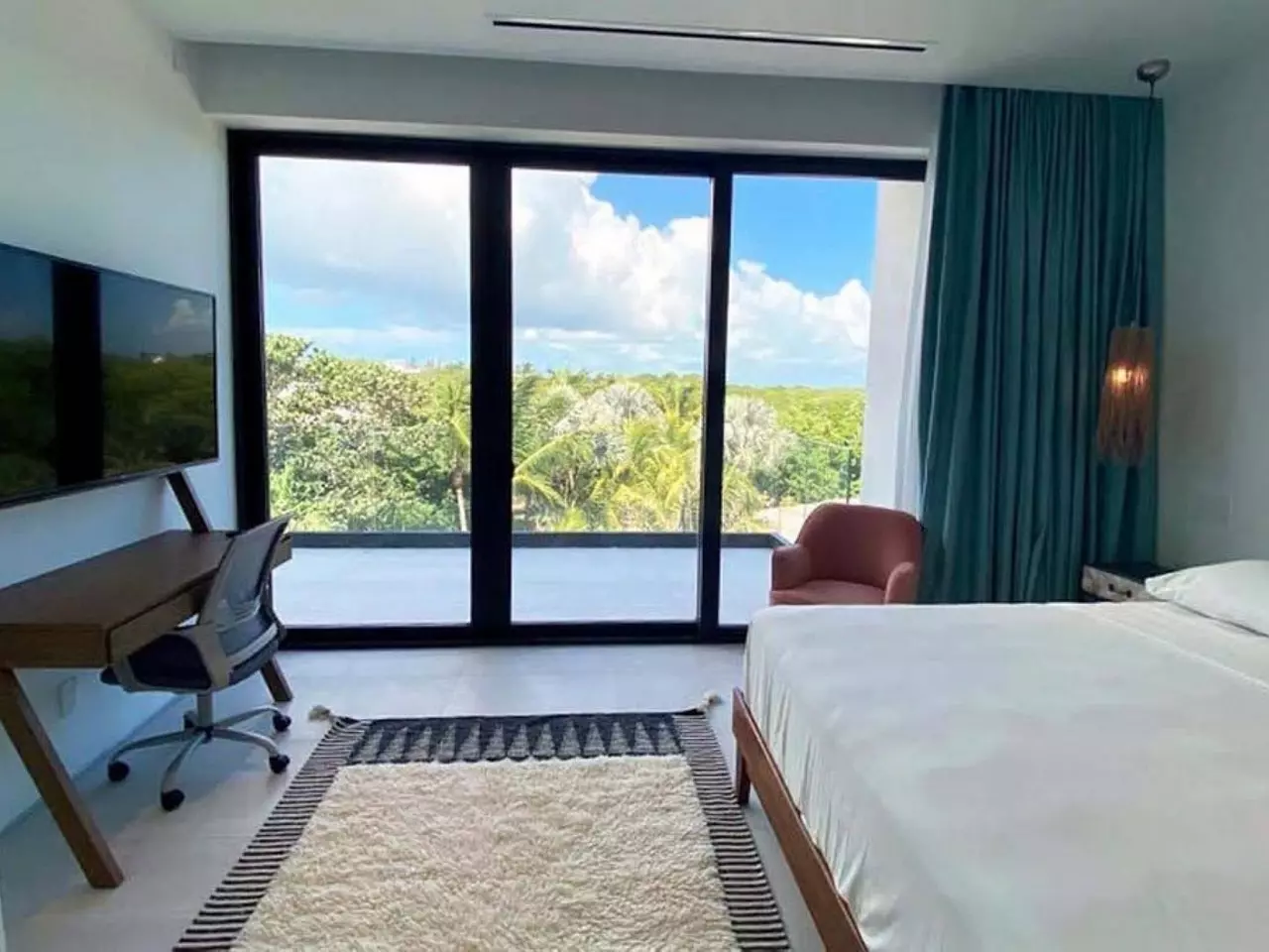 Modern House in Bahamas, photo 10 of 32