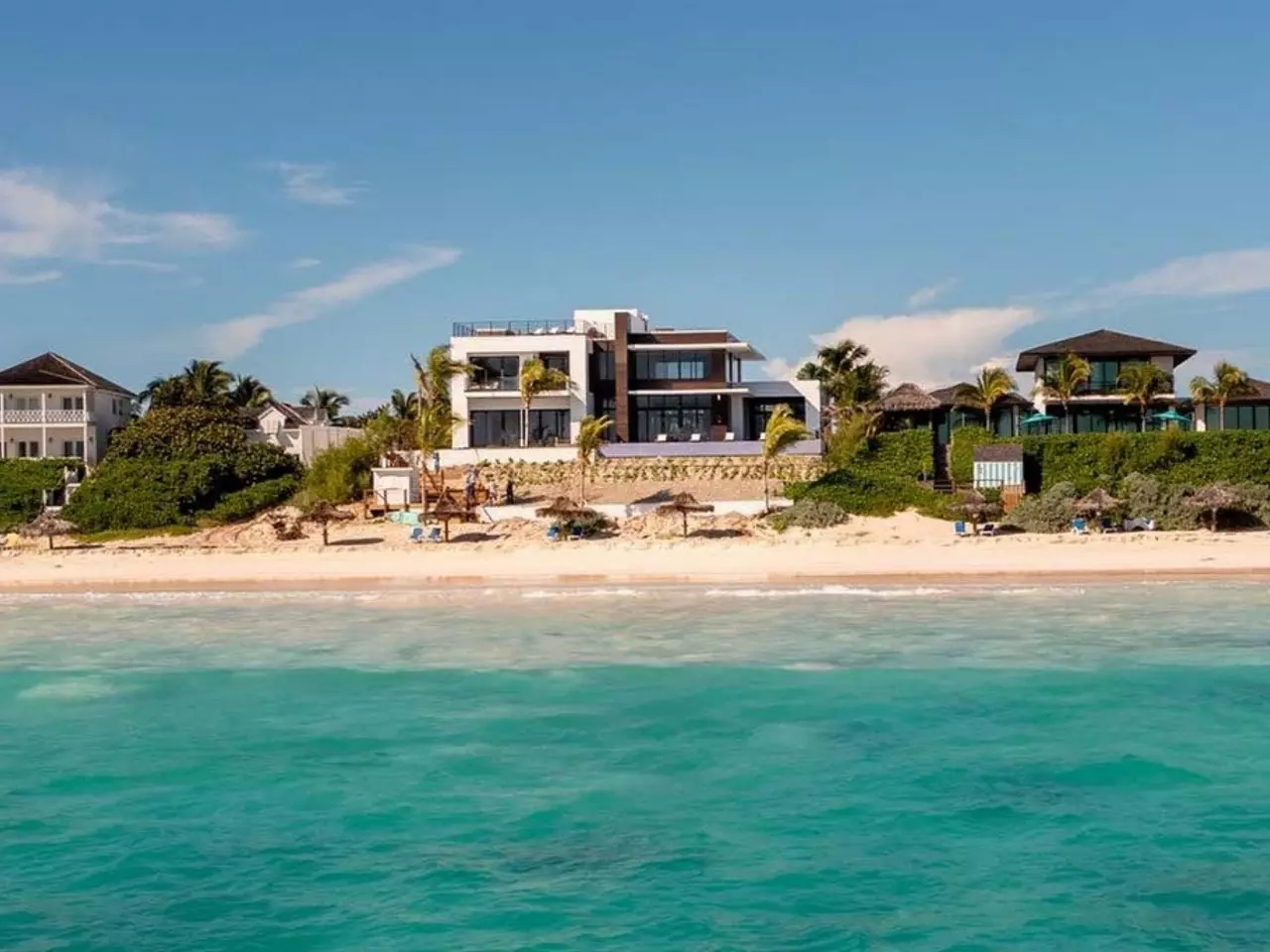 Modern House in Bahamas, photo 6 of 32